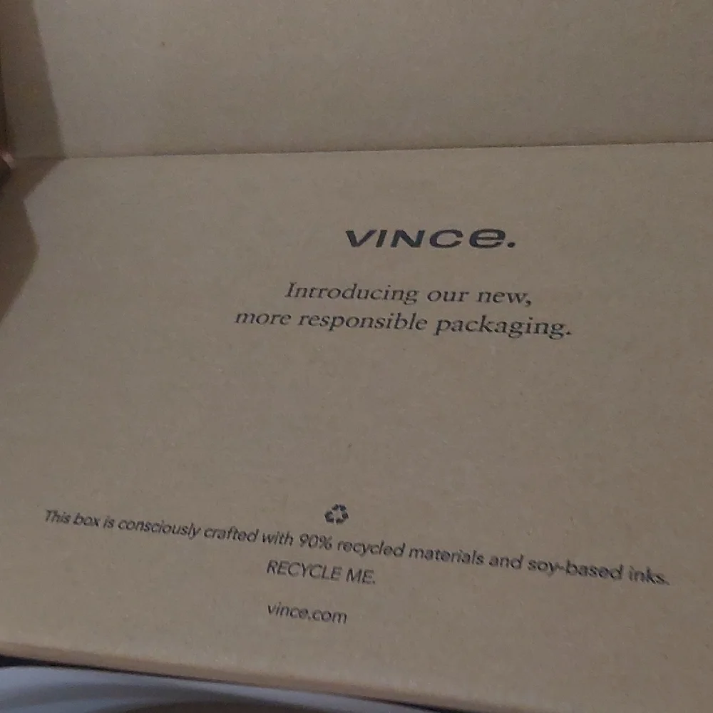 Vince Women's Venice Kitten Heel Pumps. Used Once.